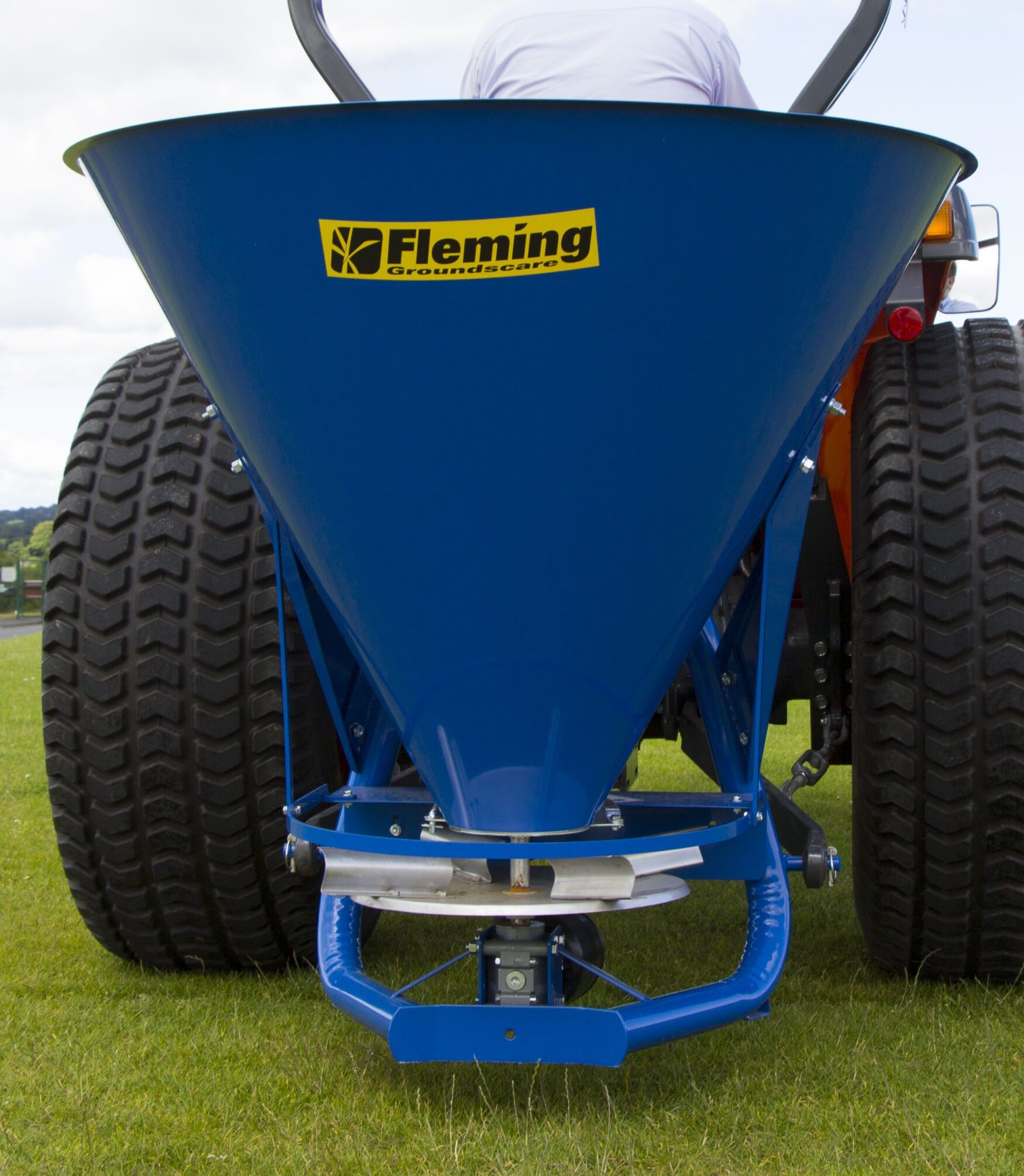 Fleming Compact Spreaders Single Disc Martin Pears Engineering Martin Pears Engineering 8156