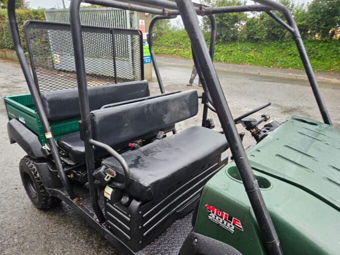 Kawasaki Mule 4010 Trans 4X4 seats