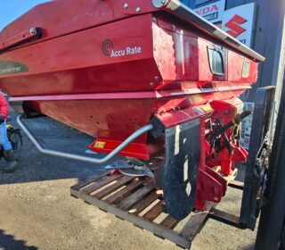 Teagle Centerliner SX3 Tractor Mounted Fertiliser Spreader