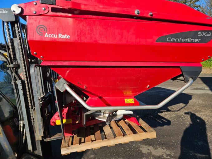 Teagle Centerliner SX3 Tractor Mounted Fertiliser Spreader