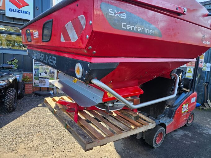 Teagle Centerliner SX3 Tractor Mounted Fertiliser Spreader