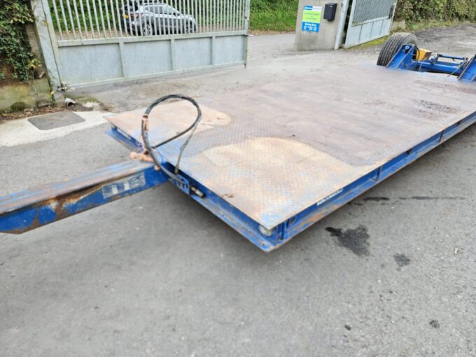 Warwick Hydraulic Lowering Low Loader Trailer