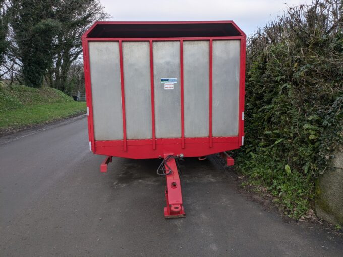 McCauley 20ft Livestock Trailer interior