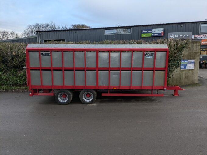 McCauley 20ft Livestock Trailer