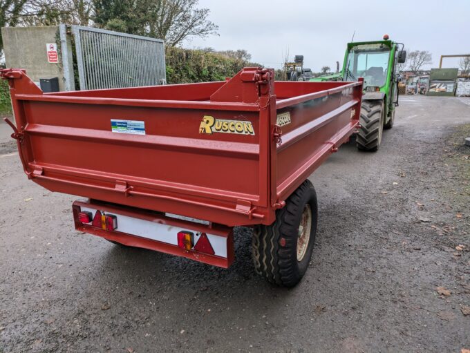 Ruscon tipping trailer