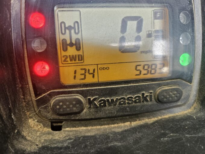 Kawasaki Mule Pro DX Diesel 4x4 odometer