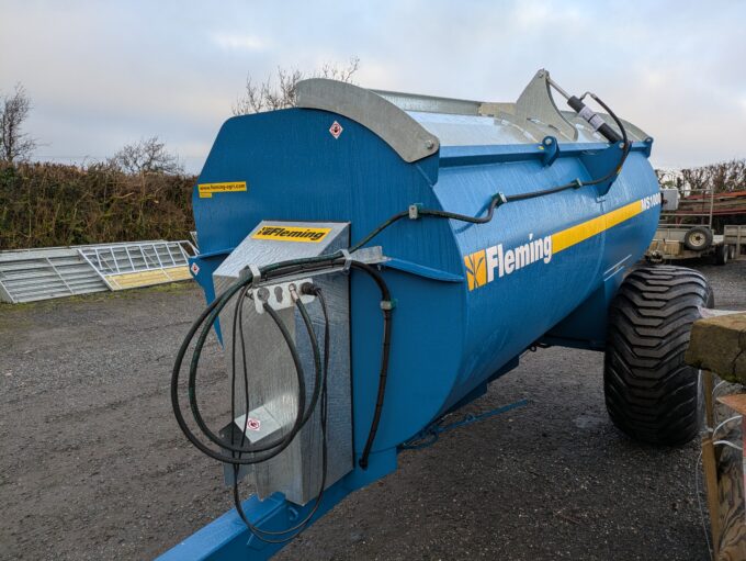 Fleming MS1000 side discharge muck spreader