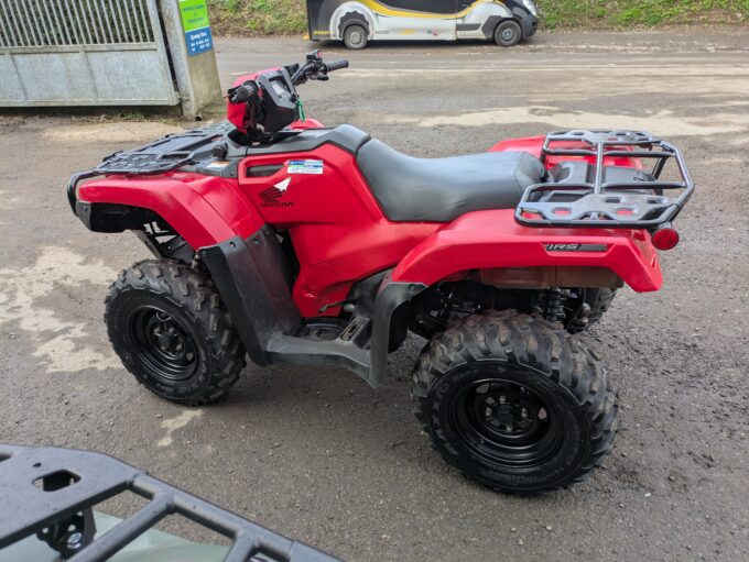 Honda TRX520 FM6 quad bike