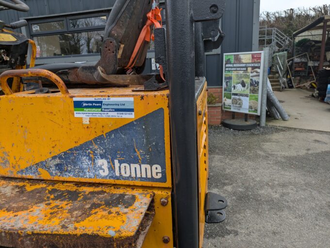 Thwaites Mach 573 Articulated Dumper Truck with swivel skip