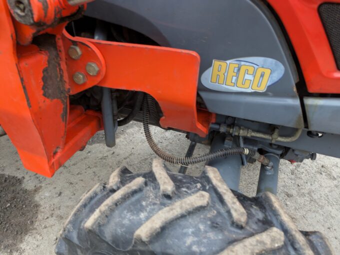 Kioti CK20 HST compact tractor detail