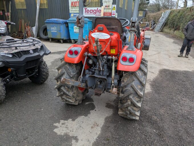 Kioti CK20 HST compact tractor