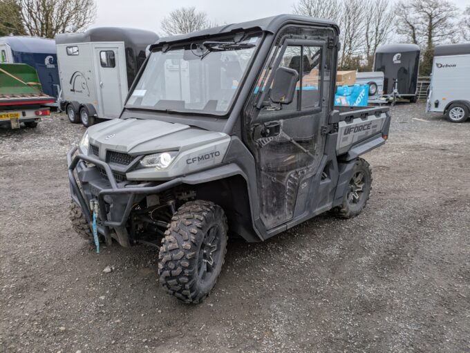 CFMOTO UFORCE 1000 UTV