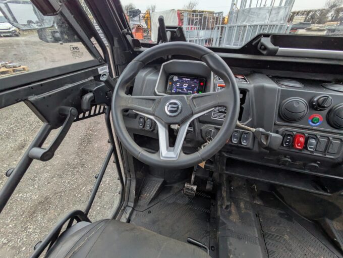 CFMOTO UFORCE 1000 UTV steering wheel