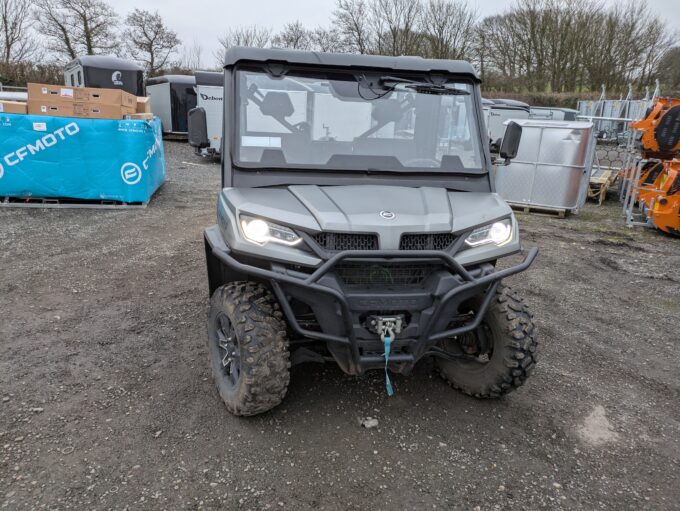 CFMOTO UFORCE 1000 UTV