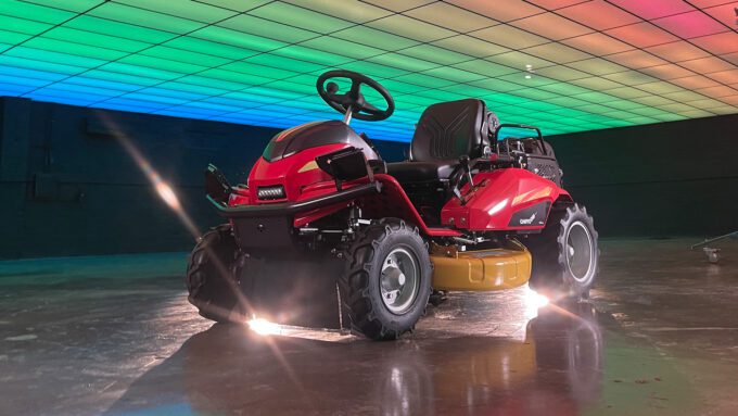 CANYCOM CMX2408 Ride-on Brushcutter - Image 7