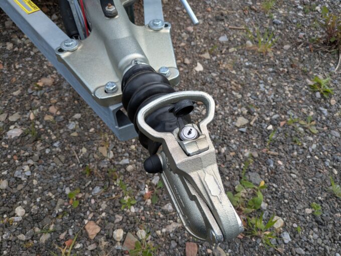 CLH 12ft x 5ft Livestock Trailer jockey wheel close up