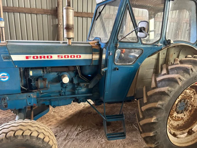 Ford 5000 tractor