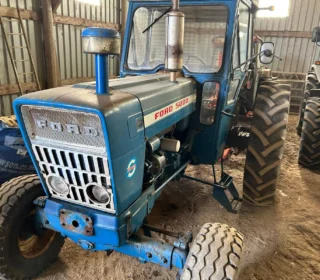 Ford 5000 tractor