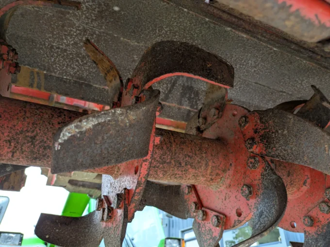 Underside Kuhn EL102 Rotavator
