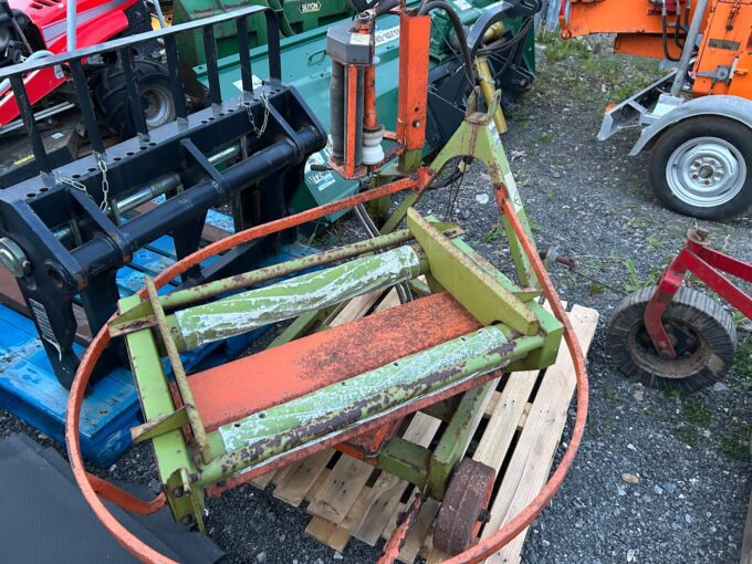Small bale wrapper