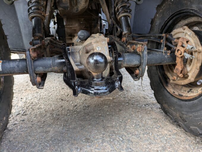 Suzuki KingQuad 400 FSi quad bike tow hitch close-up