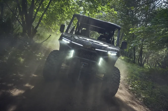CFMOTO U10 PRO XL utility vehicle, off-roading