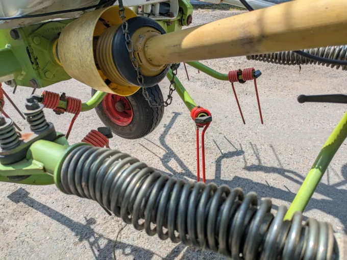 Claas Volto 900 Tedder