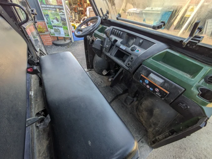 Kawasaki Mule Pro-DX interior