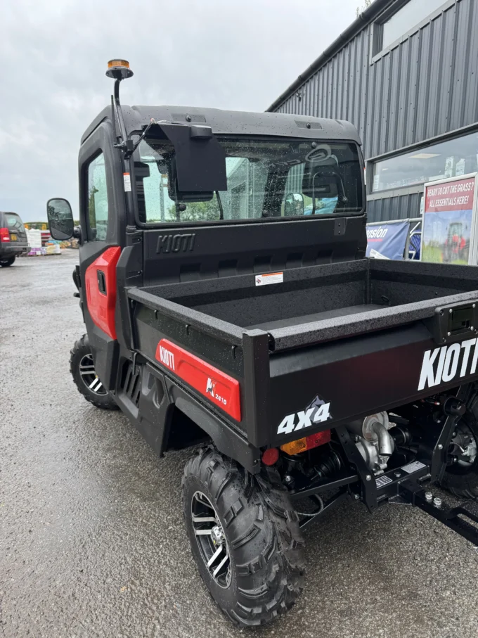 Kioti K9 2410 UTV