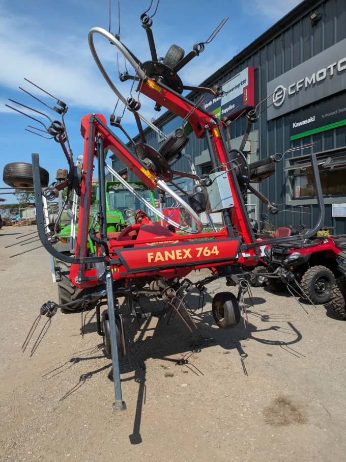 Vicon Fanex 764 Rotary Tedder