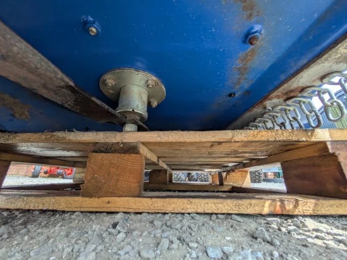 Underside of Fleming FM150 5ft Finishing Mower