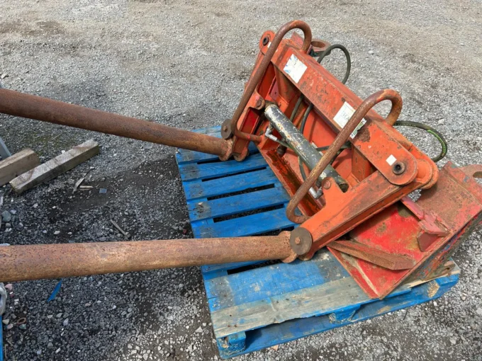 Halls Round Bale Handler with removable rollers