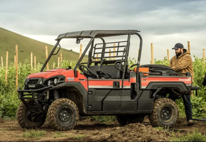 Kawasaki Mule Pro-FX 1000 at work