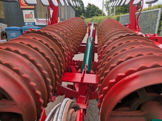 Kverneland Cambridge Roller (6m)