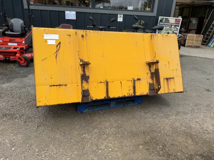 Strimech 7' 6" bucket