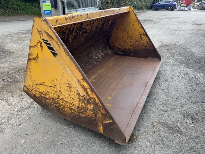 Strimech 7' 6" bucket